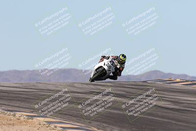 media/Dec-07-2025-CVMA (Sun) [[3e7d2de5dc]]/Race 7-Formula Lightweight Twins Shootout/